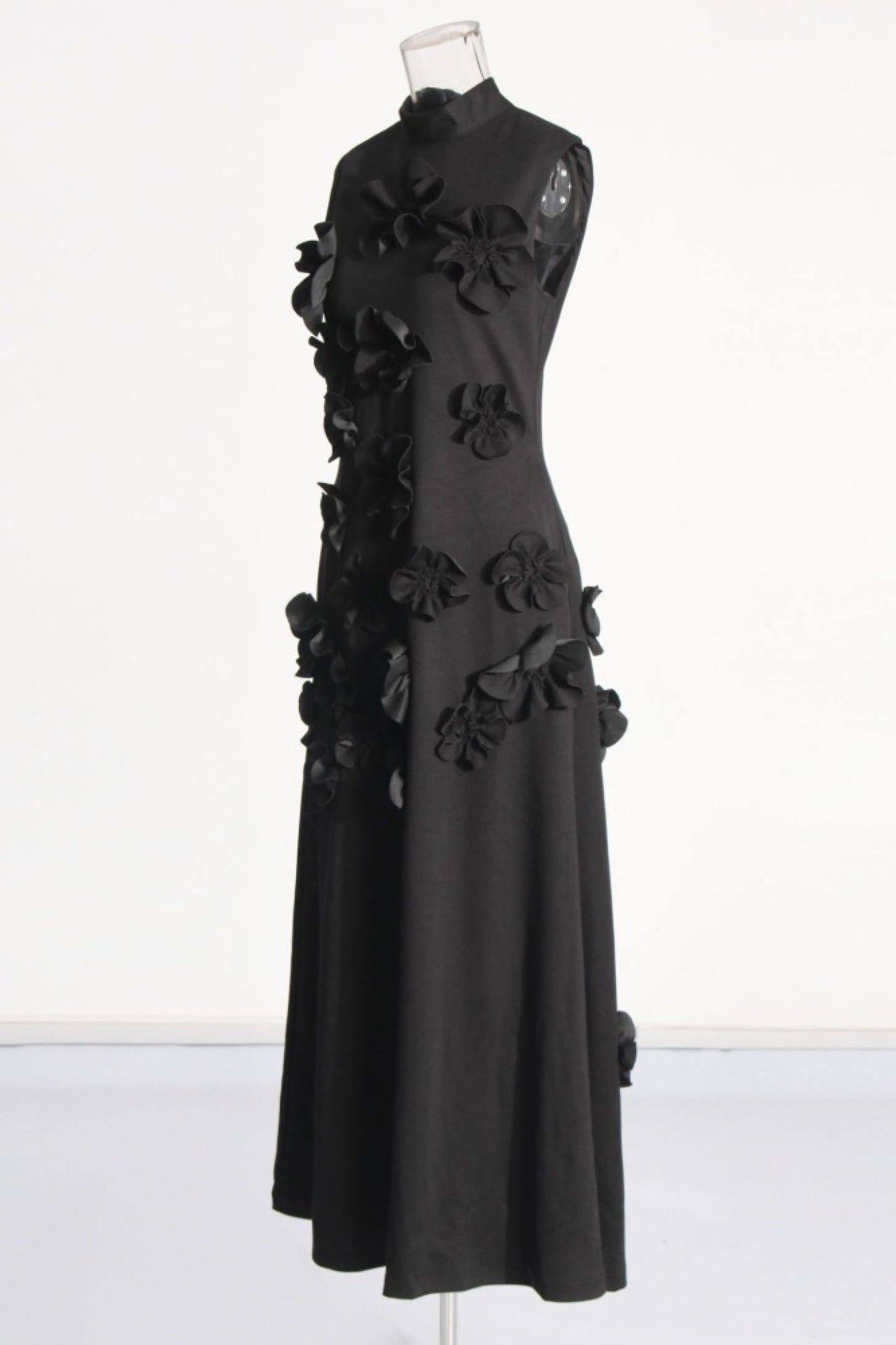 mary BLACK FLOWER EMBELLISHED MAXI DRESS