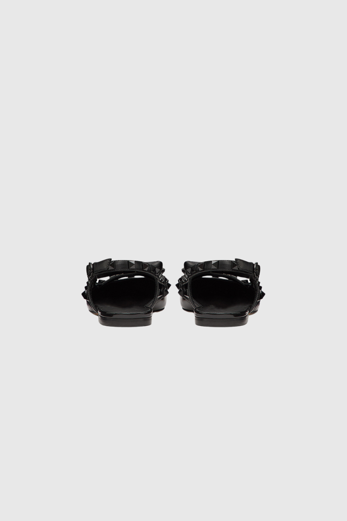 Alpha Studded Bow Flats In Black
