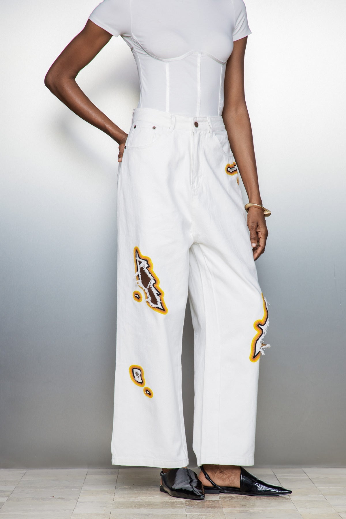 Billie Cutout Embroidered Jeans In White