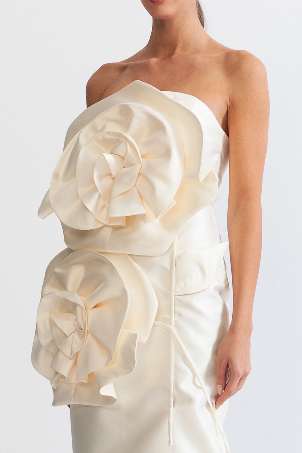 bonnie 3D Voluminous Flower Design Midi Dress - Ivoire