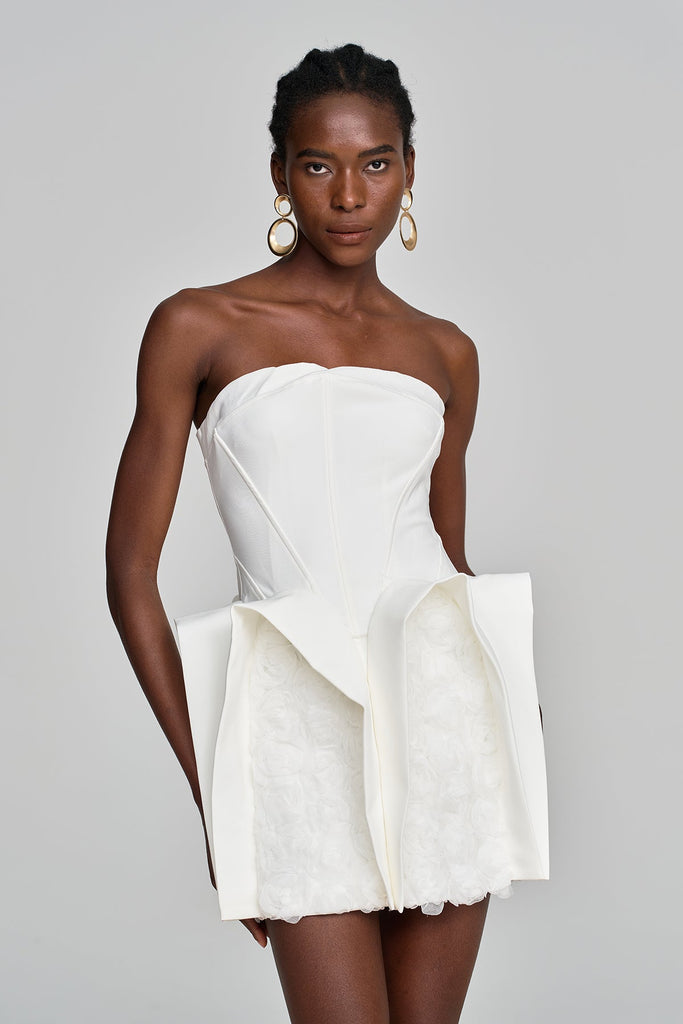 Stylish beautiful dress | Amma Strapless Deconstruct Flower Mini Dress - Ideal for special occasions