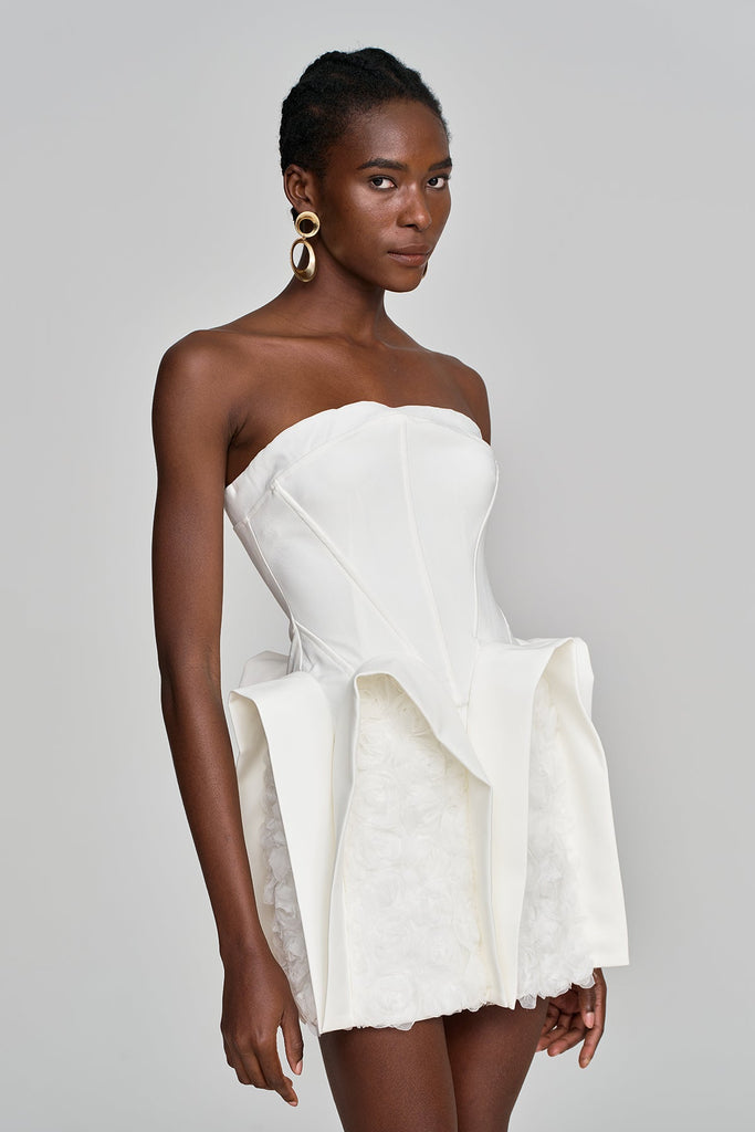 Stylish beautiful dress | Amma Strapless Deconstruct Flower Mini Dress - Ideal for special occasions