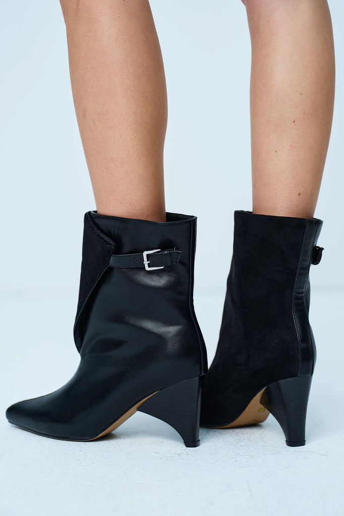 Annakiya Deconstruct Boots - Stylish beautiful dress for special occasions | Buy Online