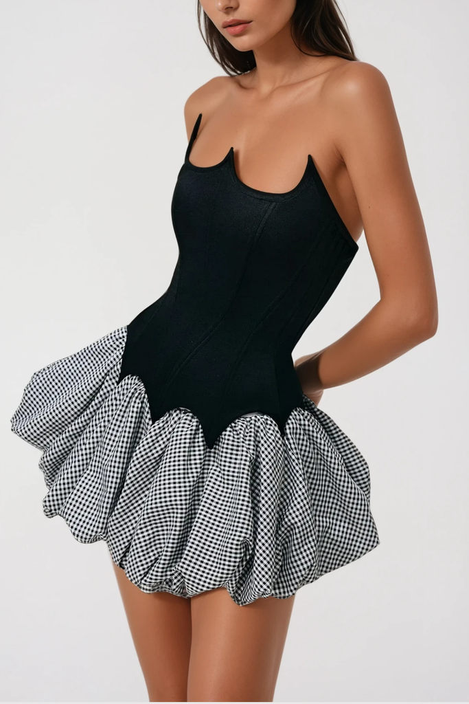 Shop  beautiful dress - Perfect for special occasions | Aragog Asymmetric Strapless Grid Mini Dress
