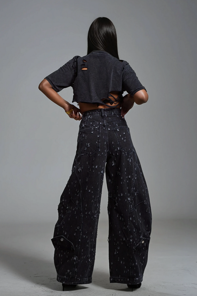 Shop  beautiful dress - Perfect for special occasions | Ayah Torn Asymmetric Jeans