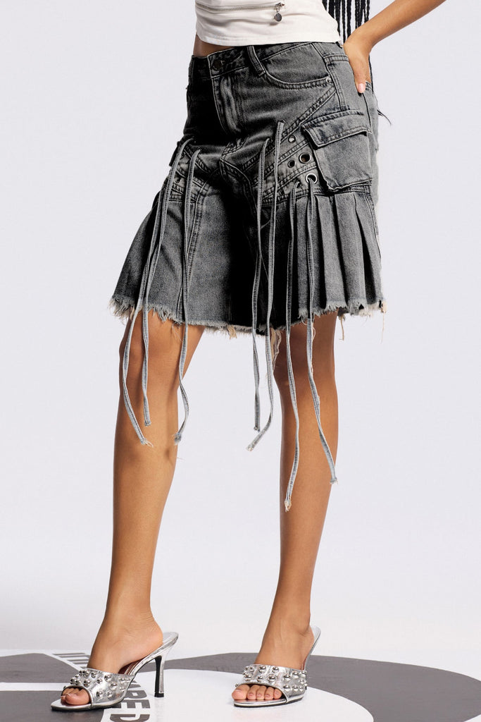 Stylish black midi | Bile Fringe Ruffle Midi Jeans In Black - Ideal for special occasions