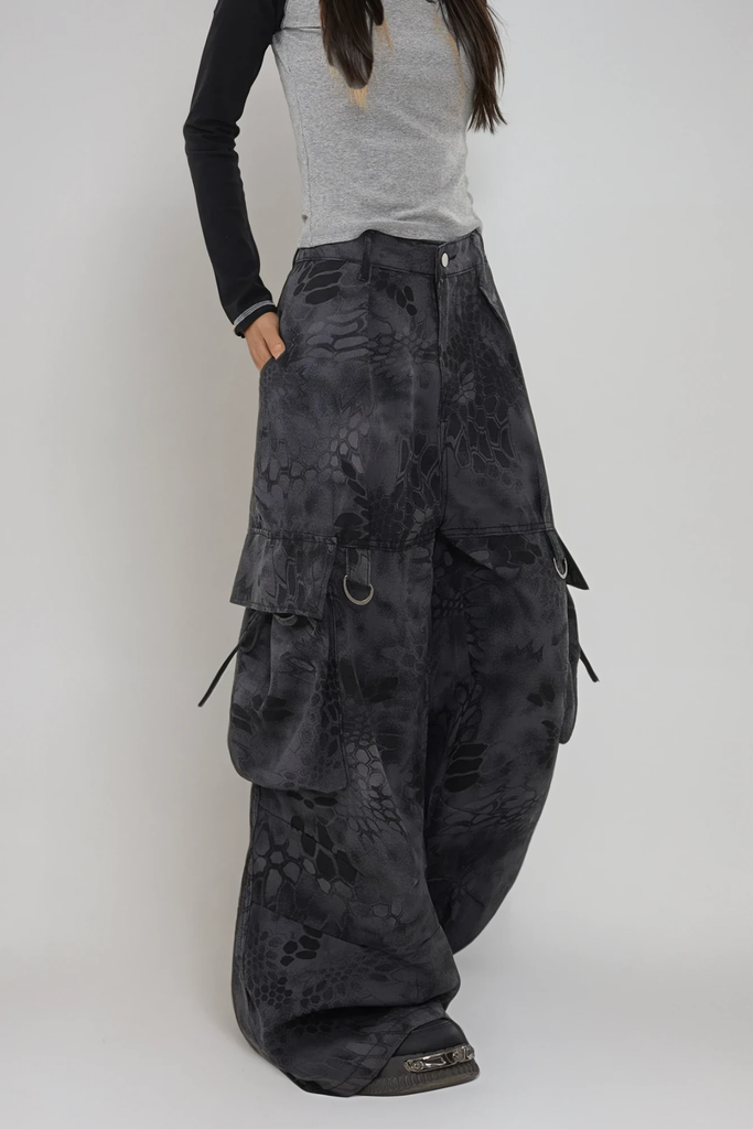 Boaventura Python Pattern Cargo Pants In Black - Stylish black dress for special occasions | Buy Online