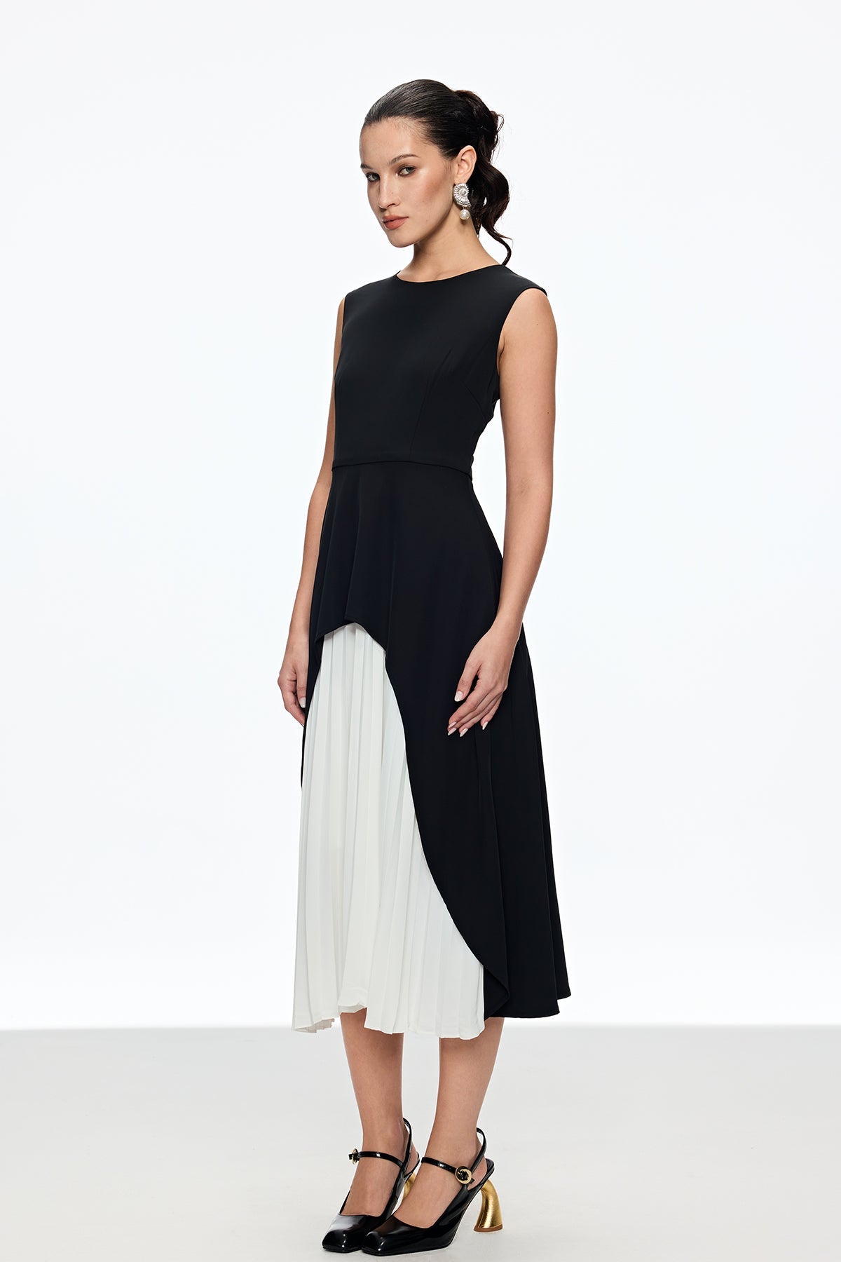 Caelestis Ruch Sleeveless Maxi Dress