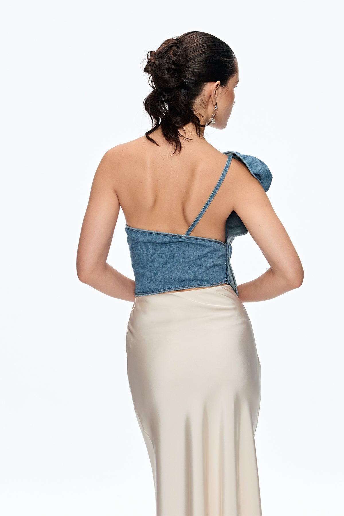 Caesonia One Shouder Flower Top