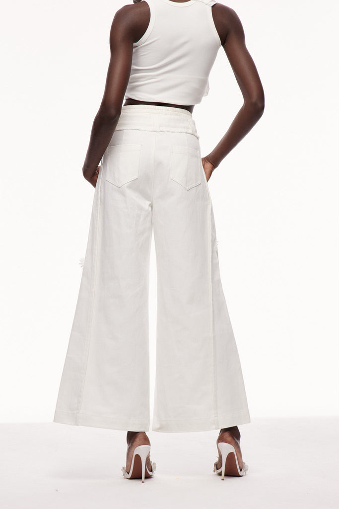 Shop  beautiful dress - Perfect for special occasions | Cayson Flower Deconstruct Jeans