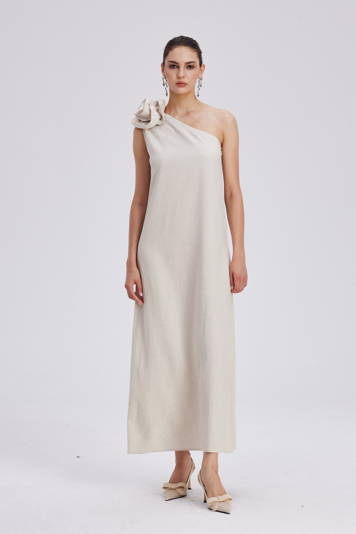 Charlotta Flower One Shoulder Maxi Dress