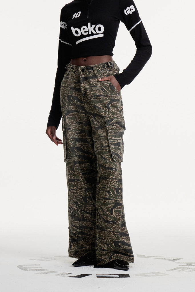 Clarus Print Jeans - Stylish beautiful dress for special occasions | Buy Online