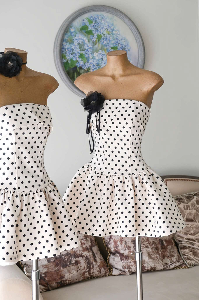 Stylish beautiful dress | Lumi Strapless Mini Dress - Ideal for special occasions