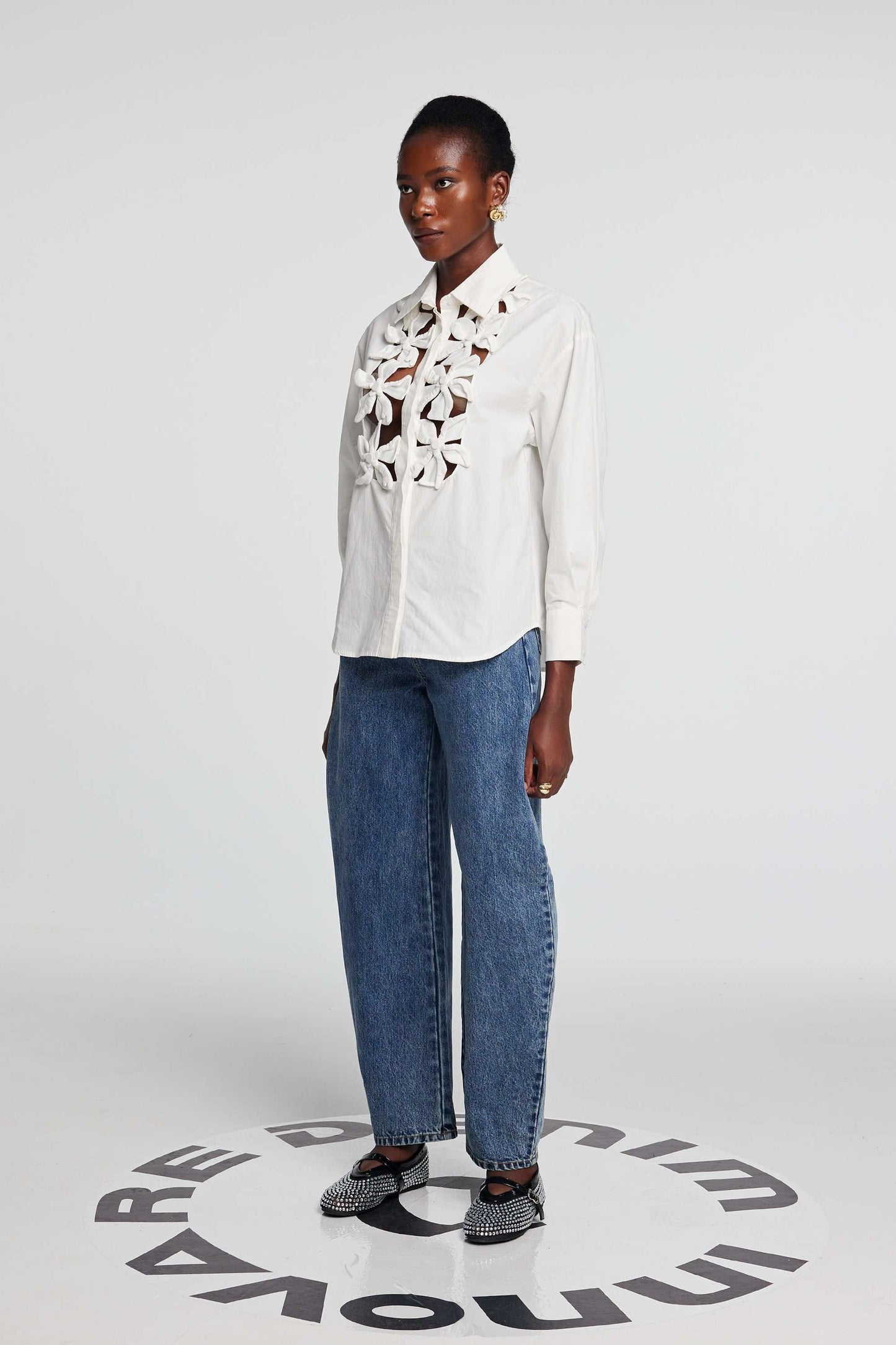 Kira Cutout Flower Long Sleeves Top