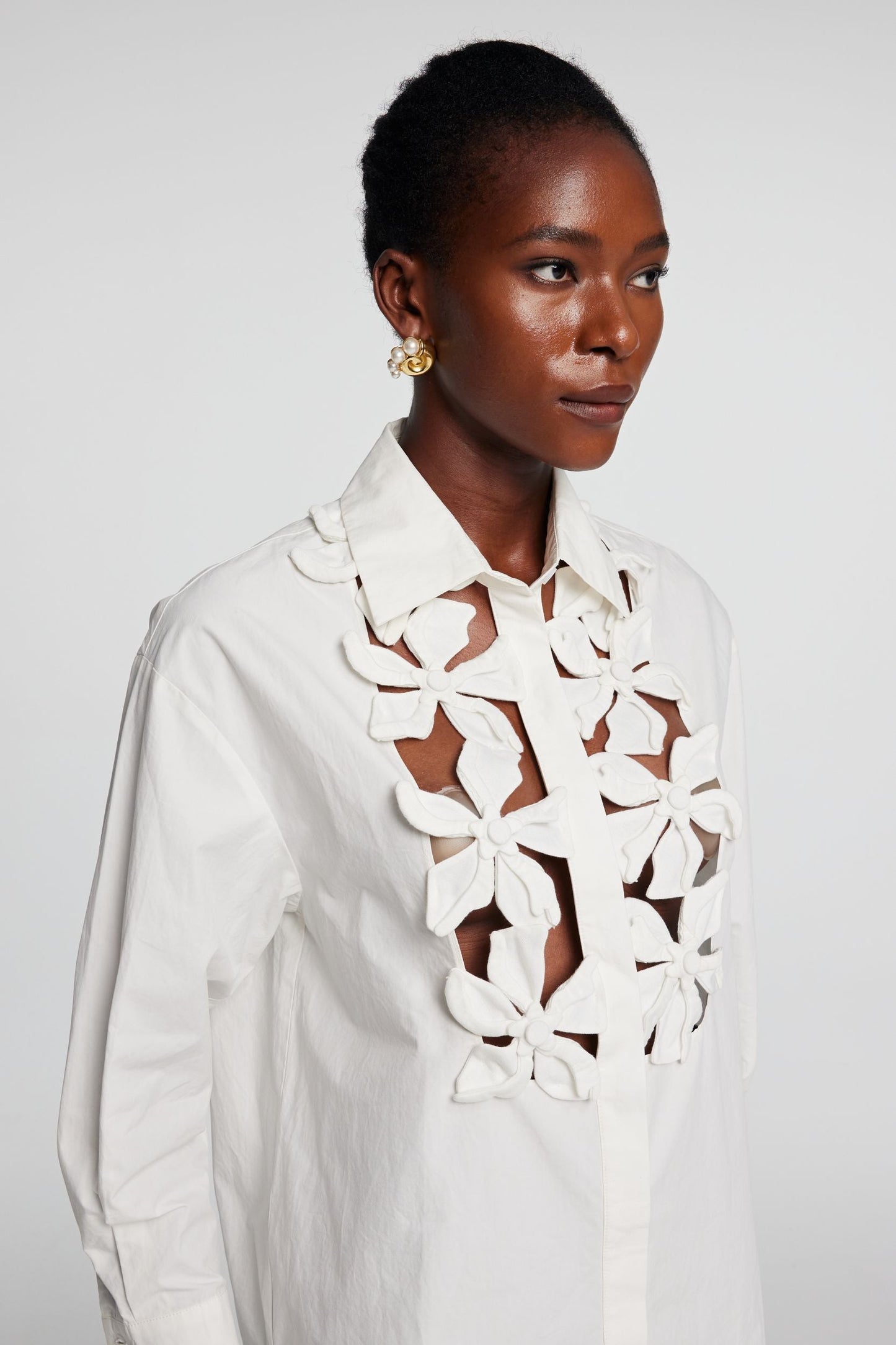 Kira Cutout Flower Long Sleeves Top