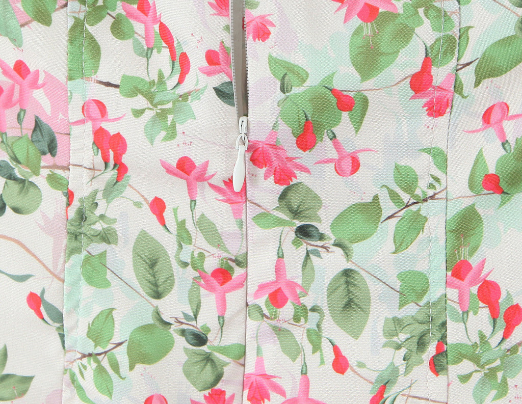 Shop  beautiful dress - Perfect for special occasions | Plunge Neck Floral Mini Dress