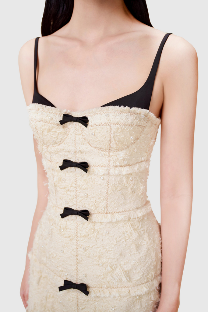 Stylish beige dress | Santos Jacquard Beaded Cape - Beige - Ideal for special occasions