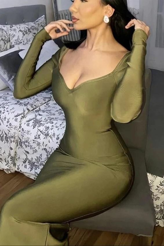 Shop  black dress - Perfect for special occasions | Blanche Long Sleeve Bandage Midi Dress - Classic Black