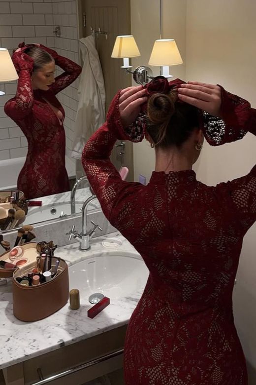 Stylish red dress | Charlotte Long Sleeve Bodycon Midi Dress - Chilli Red - Ideal for special occasions