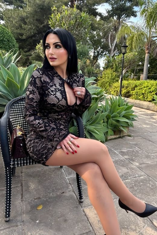 Stylish black dress | Charlotte Long Sleeve Bodycon Mini Dress - Classic Black - Ideal for special occasions