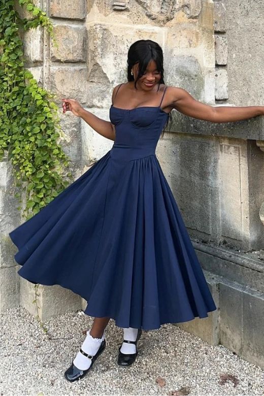 Stylish blue dress | Everly Midi Dress - Navy Blue - Ideal for special occasions