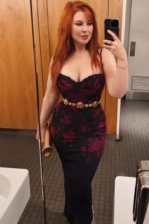 Stylish black dress | Harmony Bodycon Midi Dress - Classic Black - Ideal for special occasions