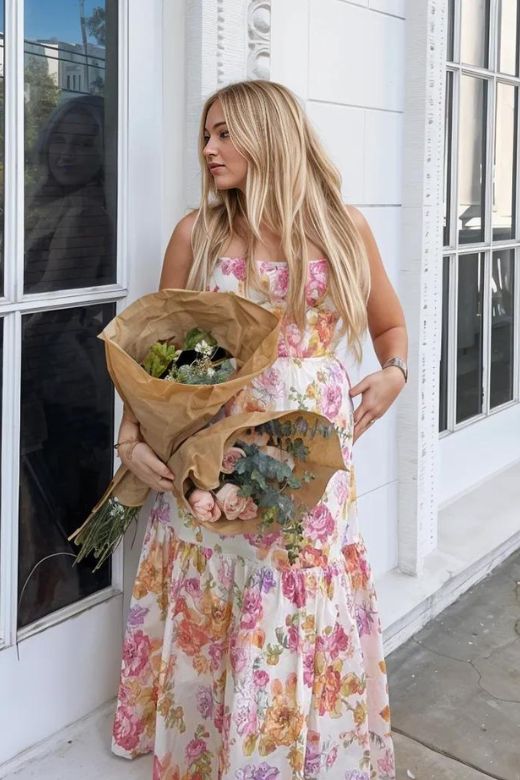 Shop  beautiful dress - Perfect for special occasions | Imogen Bodycon Day Midi Dress - Peach