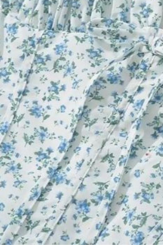 Stylish blue dress | Lynsie Midi Dress - Blue Floral - Ideal for special occasions