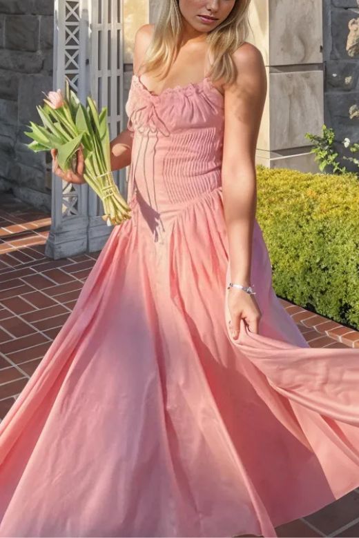 Stylish pink dress | Lynsie Midi Dress - Dusty Pink - Ideal for special occasions