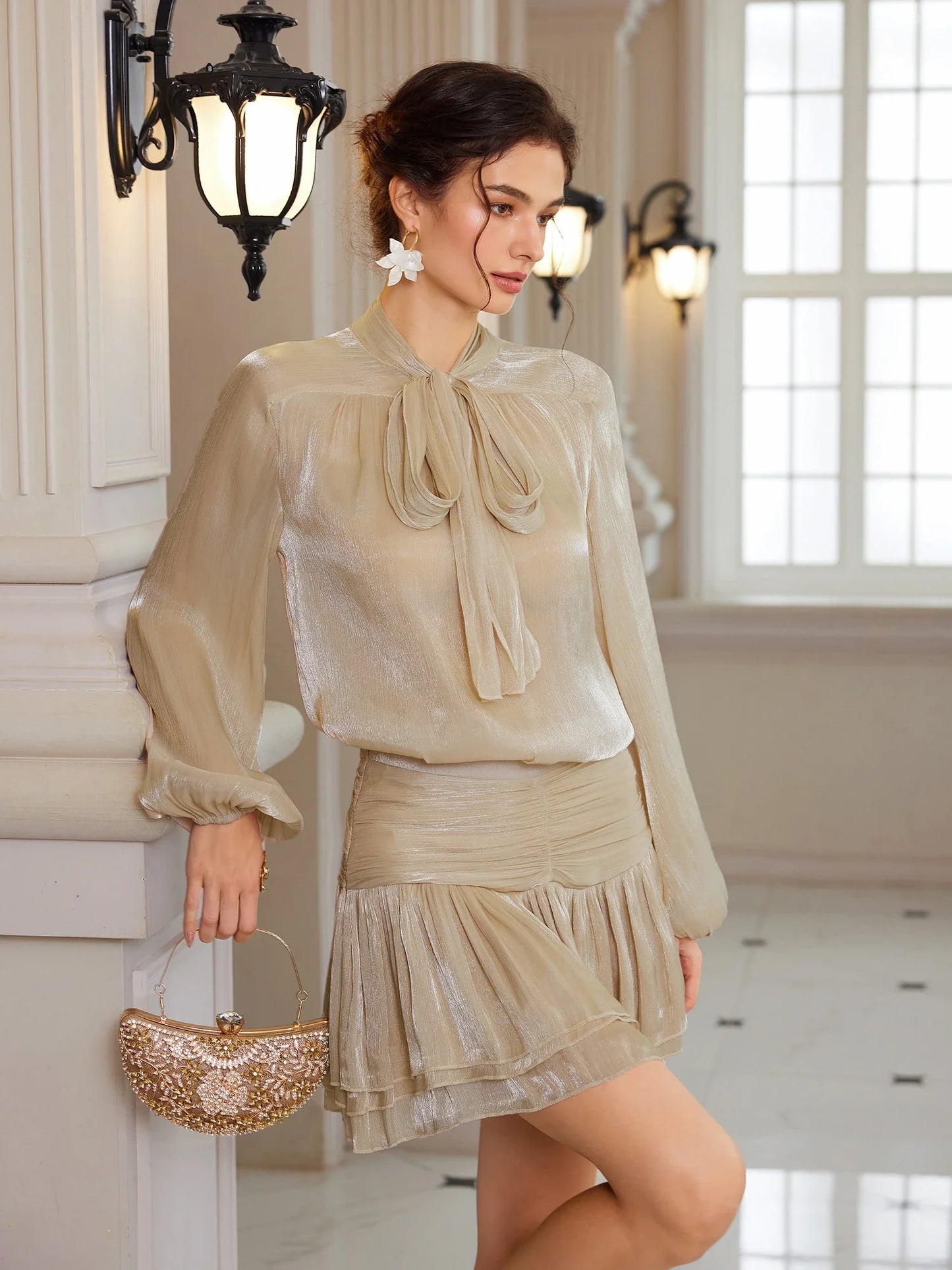 Detachable Bow Popover Blouse and Shirred Caffeine Skirt Set