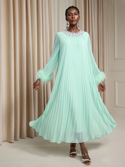 Green Ruched Round Neck Plush Sleeve Maxi Dress