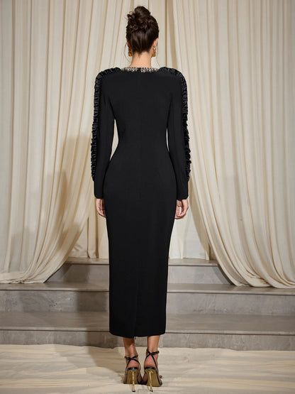 Round Neck Pleated Slim Fit Midi Dress