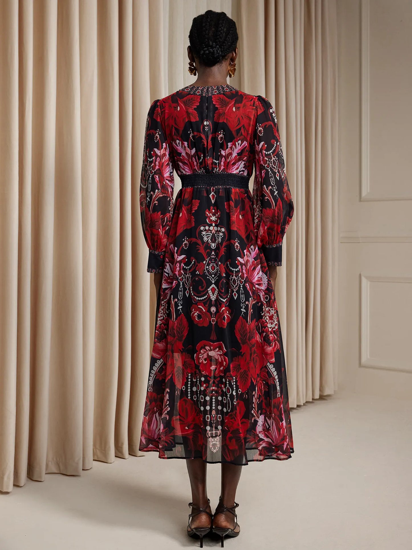 V-Neck Printed Vintage Midi Dress